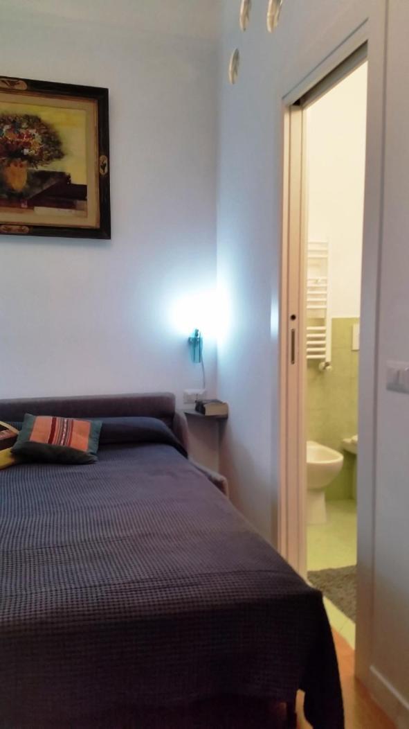 Alloggio Turistico Via Dei Faggi - Room Рим Екстериор снимка