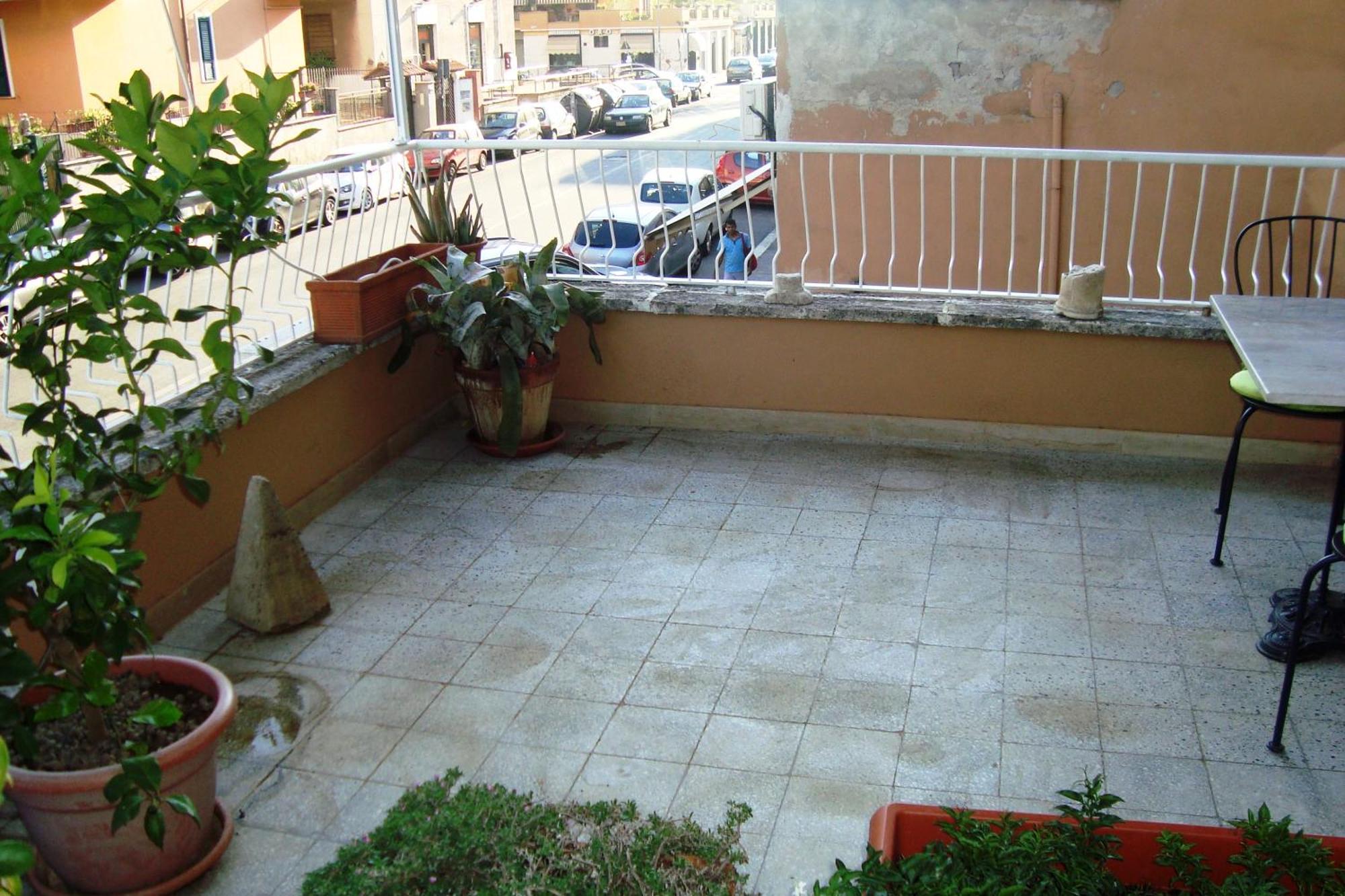 Alloggio Turistico Via Dei Faggi - Room Рим Екстериор снимка